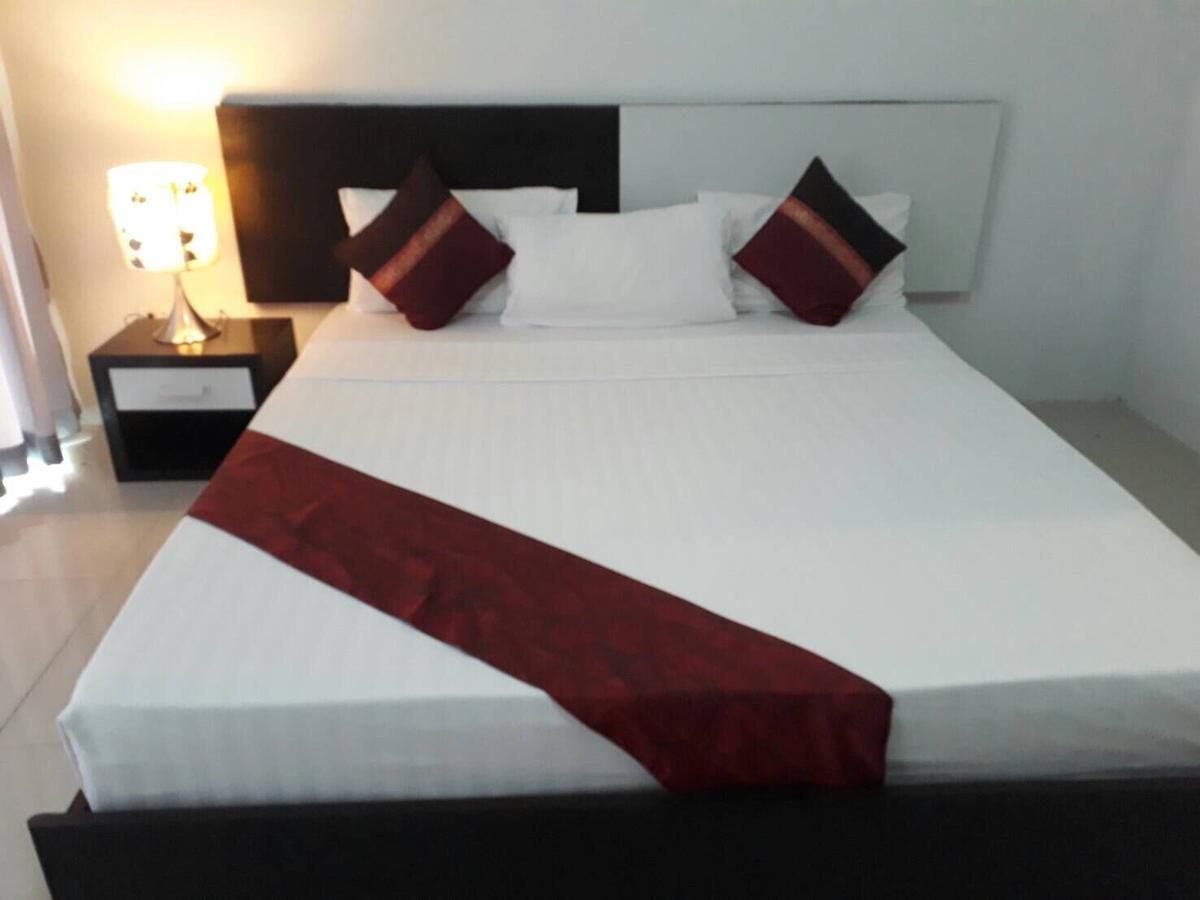 The Residence Prachinburi 304 Bagian luar foto